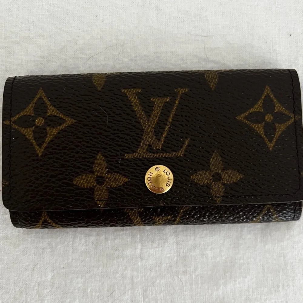 Louis Vuitton Monogram 4-Key Holder Rare 4-Hook Version France 1998